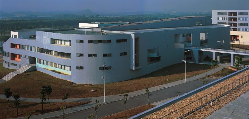 东莞理工学院松山湖校区教学楼